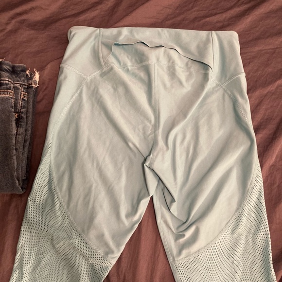 UA cropped leggings - Picture 3 of 3